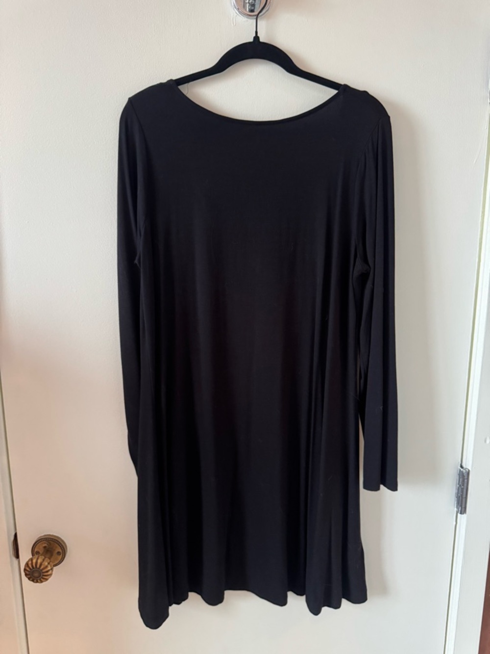 Old Navy Black Long-Sleeve Swing Dress